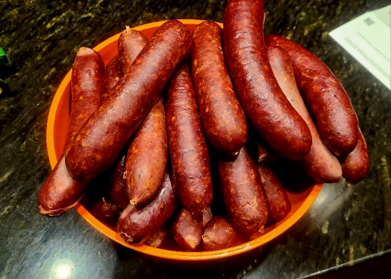 51f6e208420d148a78c79ee111d6bf45.jpg